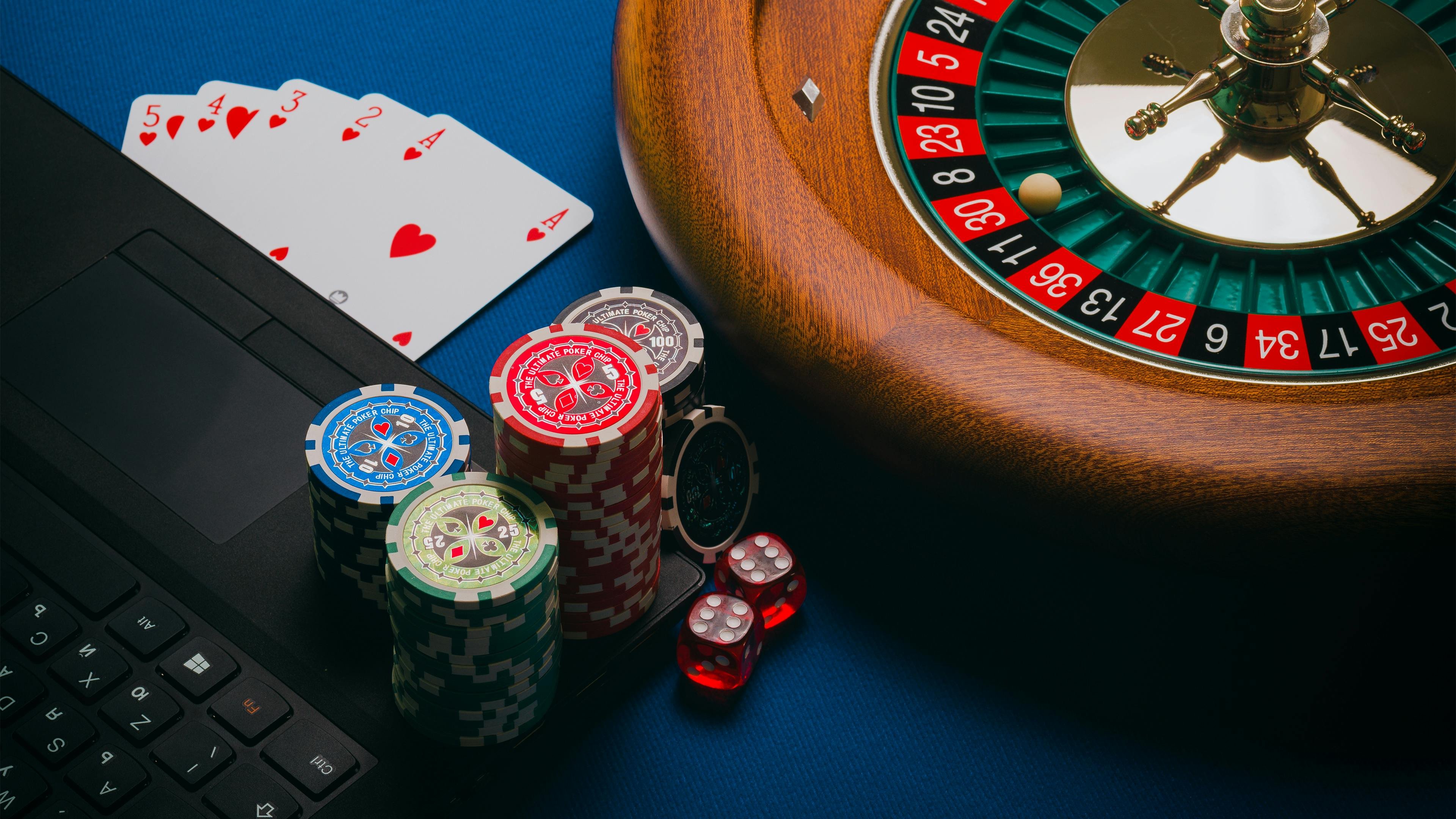 Aplikasi mobile viral 4dp menampilkan permainan slot dan kasino langsung