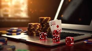 Tampilan permainan Diamond Empire di platform viral 4dp dengan simbol berlian dan mahkota